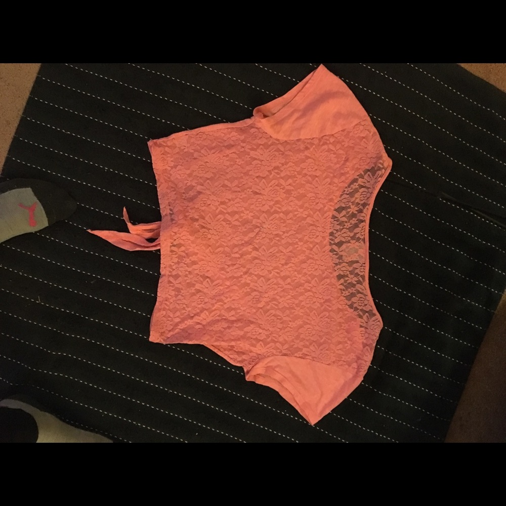 Pink Crop top - Picture 2 of 2